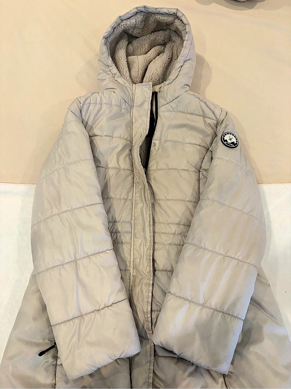 Spyder Women's Gray Puffer Jacket Size Medium